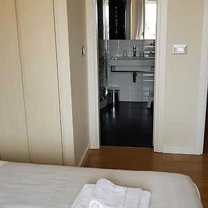 Camera con letto queen size
